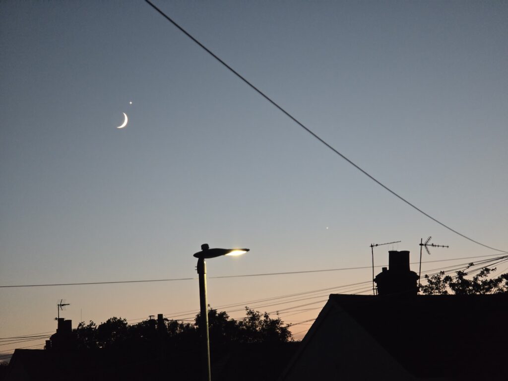 Moon and Venus Brett Melville 17/6/2026